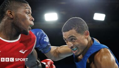 Orlando Holley-Sotomi lands a punch on opponent Refiloe Thai.