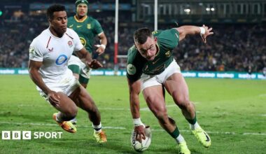 Jesse Kriel scores for South Africa