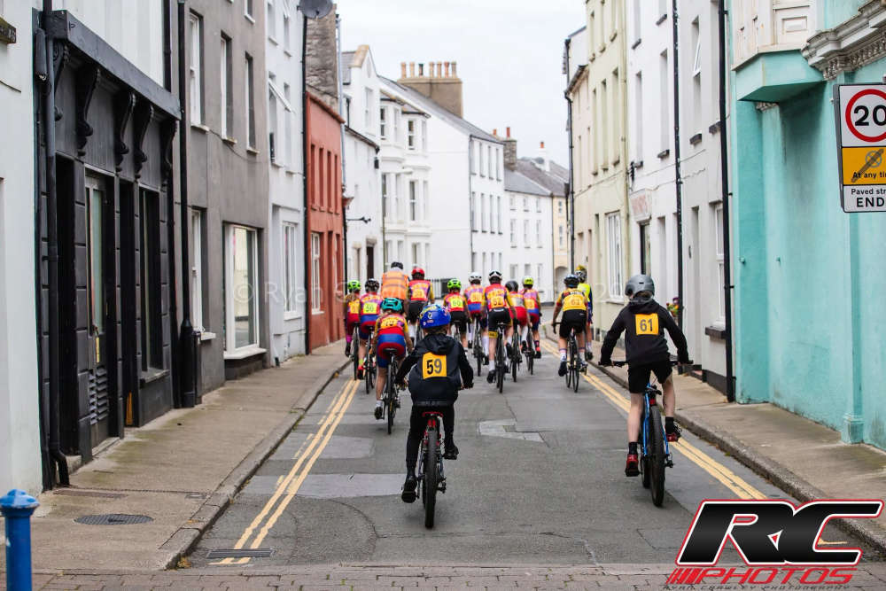 Entries open for street cycling race