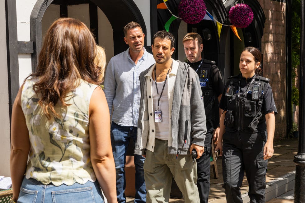 cindy cunningham is arrested by dodger savage in hollyoaks