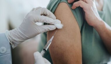 NHS confirms major vaccine rollout for over 65s from October | UK | News