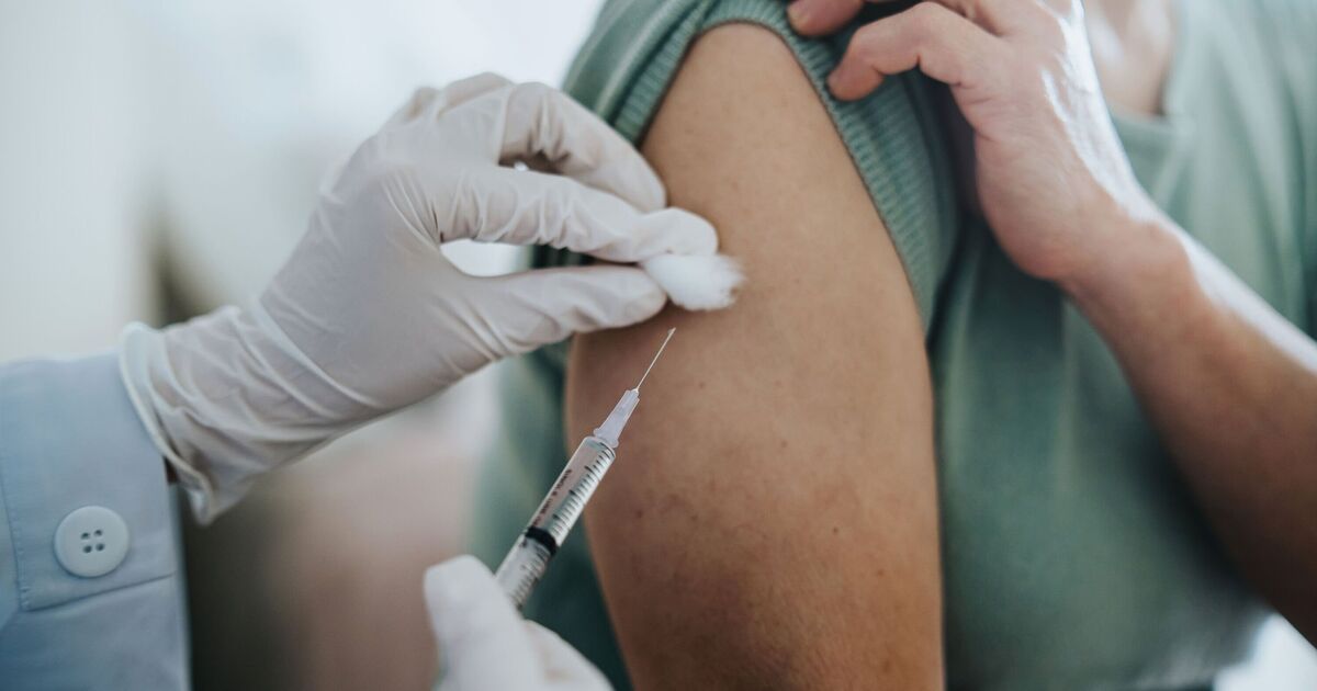 NHS confirms major vaccine rollout for over 65s from October | UK | News