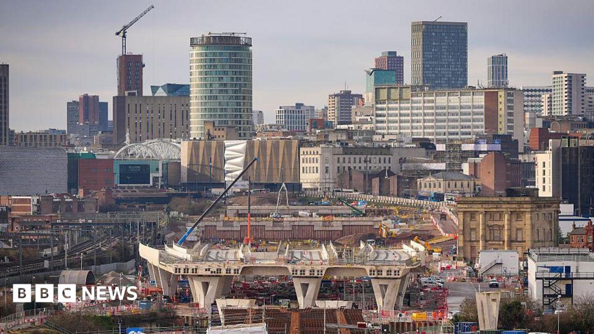 A view looking out over the city from the HS2 Curzon Viaduct 2 on January 14, 2026 in Birmingham, England. Curzon 2 in Birmingham, also known as the Bellingham Bridge, at approx 40m it is the tallest viaduct on the HS2 route and is now a prominent feature on the city's skyline.