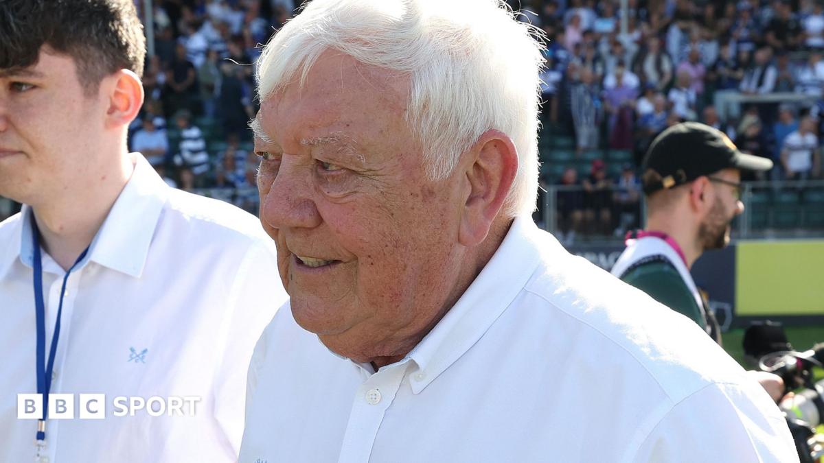 Tony Rowe