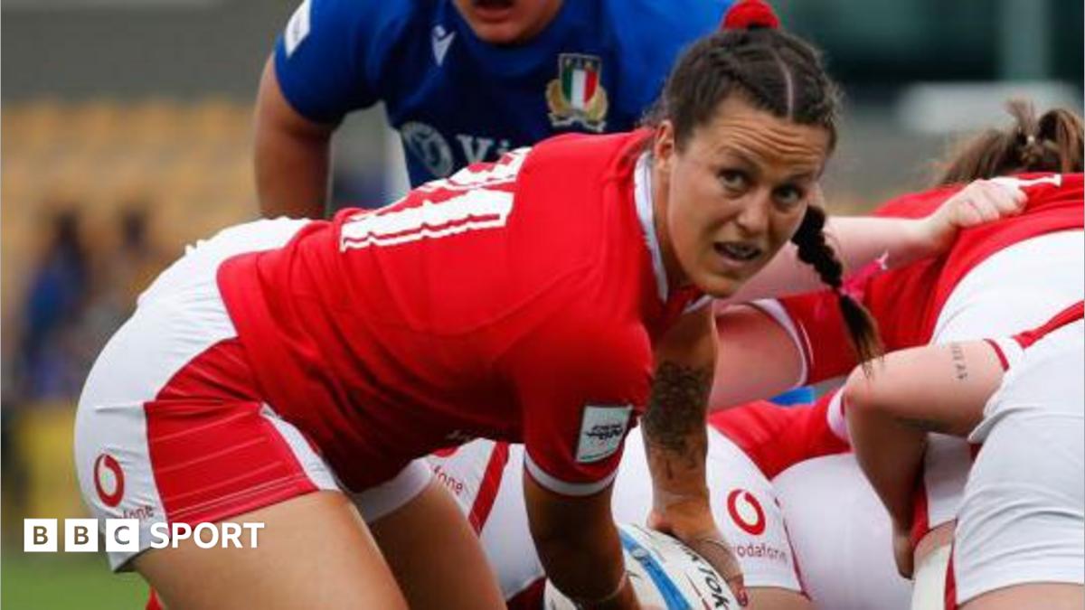 Ffion Lewis of Wales in action during the Women's Six Nations match between Italy and Wales at Stadio Sergio Lanfranchi in 2023