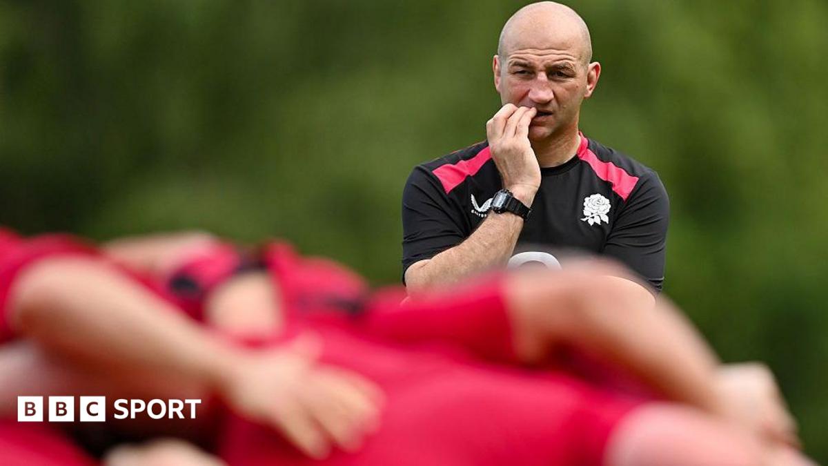 Steve Borthwick looks on at England training