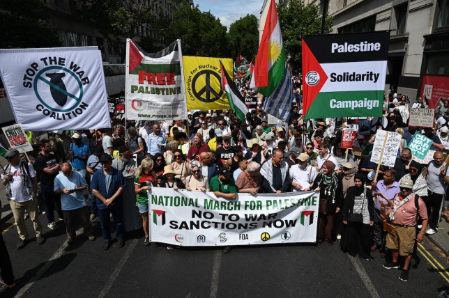 People stage a pro-Palestinian demonstration and call on Labour Party leader Andy Burnham, who is preparing to take office as prime minister, to impose comprehensive sanctions on Israel, in London, United Kingdom on July 18, 2026. [Raşid Necati Aslım - Anadolu Agency]