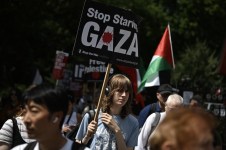 People stage a pro-Palestinian demonstration and call on Labour Party leader Andy Burnham, who is preparing to take office as prime minister, to impose comprehensive sanctions on Israel, in London, United Kingdom on July 18, 2026. [Raşid Necati Aslım - Anadolu Agency]