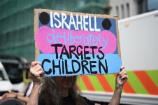 People stage a pro-Palestinian demonstration and call on Labour Party leader Andy Burnham, who is preparing to take office as prime minister, to impose comprehensive sanctions on Israel, in London, United Kingdom on July 18, 2026. [Raşid Necati Aslım - Anadolu Agency]