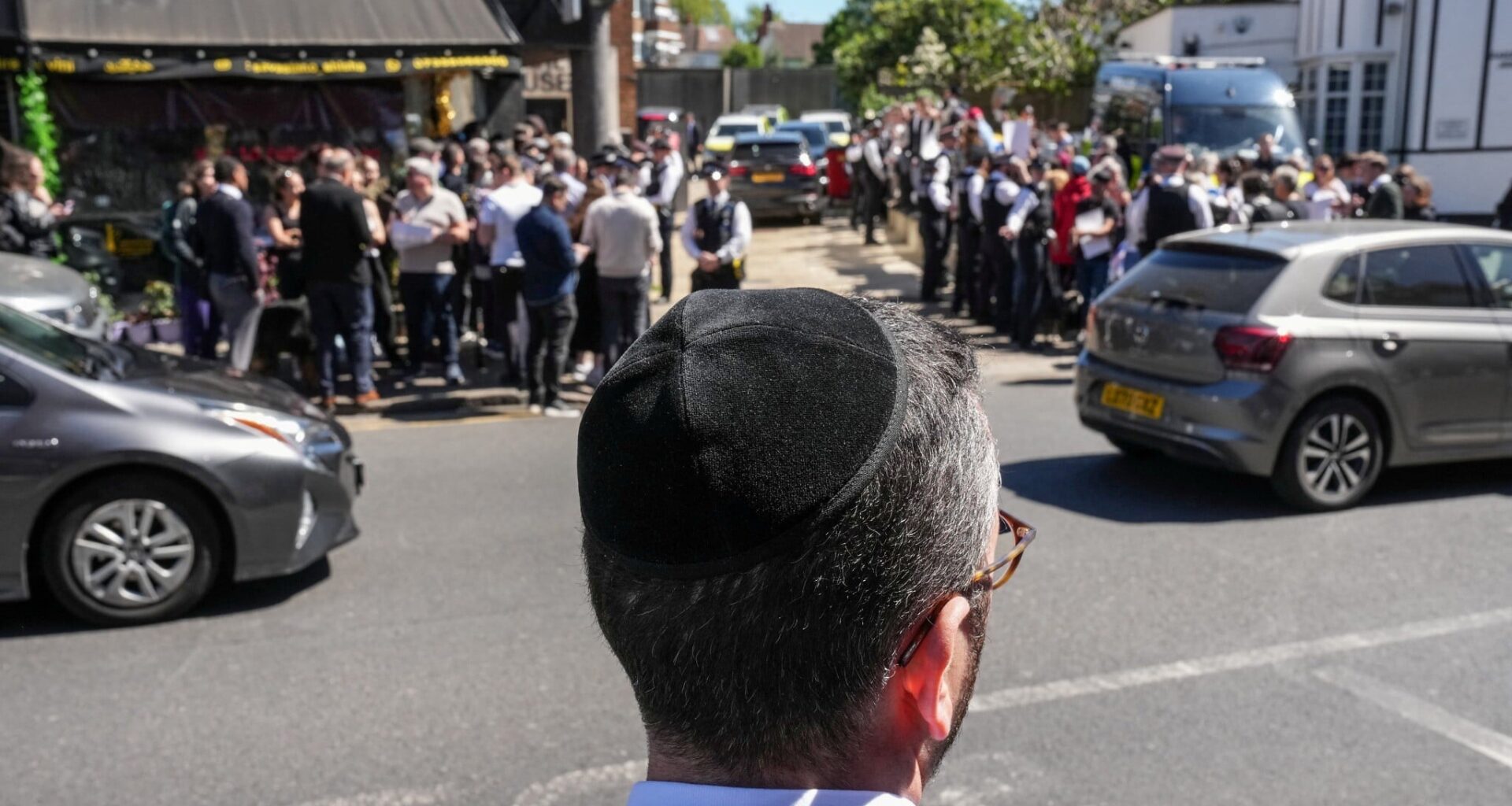 UK pledges £250 million over 3 years to boost protection of Jewish communities