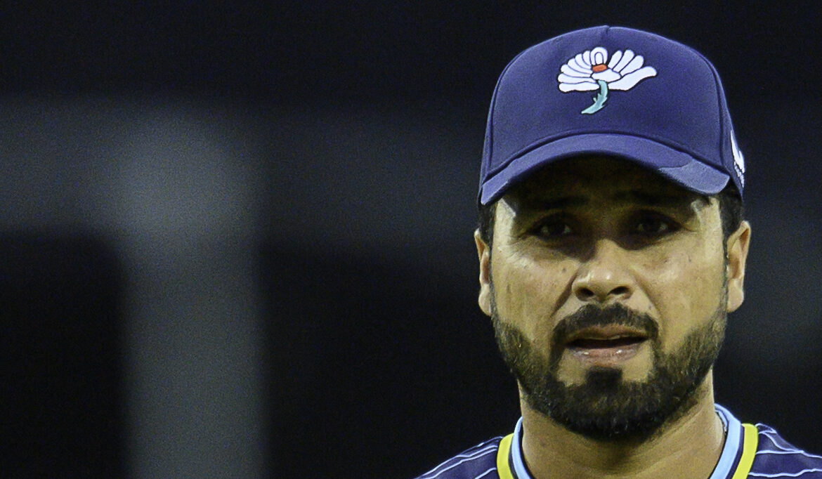 Live: Headingley double-header day as Blast reaches crescendo