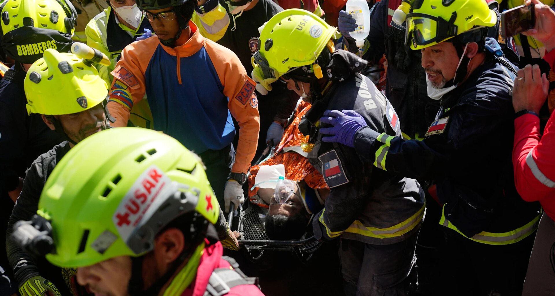 Man rescued from rubble of his workplace eight days after Venezuela earthquakes