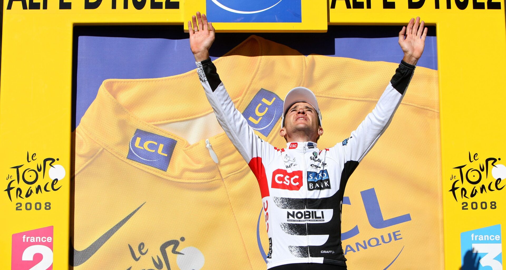 'Fight like a lion and fly like an eagle' - How Carlos Sastre's life changed when he won the Tour de France on L'Alpe d'Huez