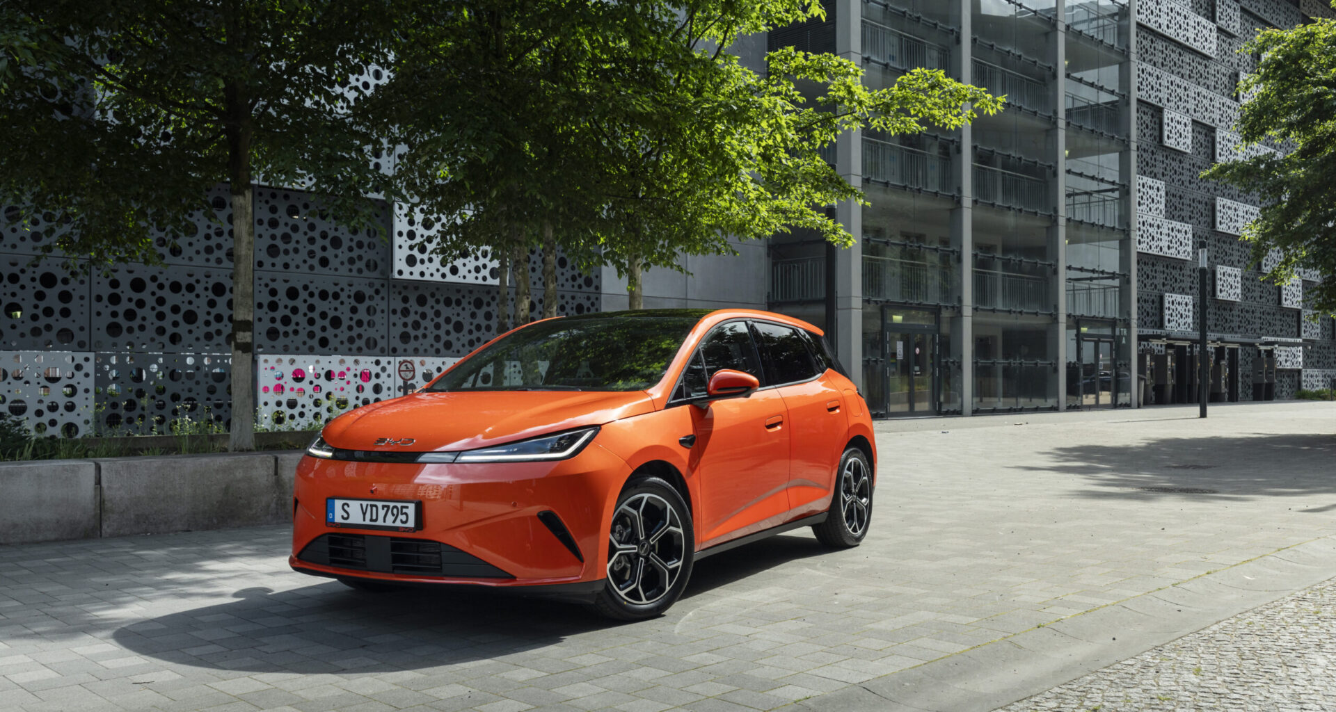 Jul 13: Negative UK economy predictions; Starmer's final week as PM; BYD Dolphin G from £24k – Car Dealer Magazine