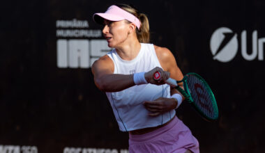 Badosa saves set points vs. Udvardy in Iasi, into first SF in 18 months