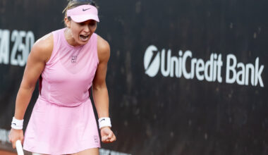 Badosa survives Ibragimova challenge from 4-1 down in decider in Iasi