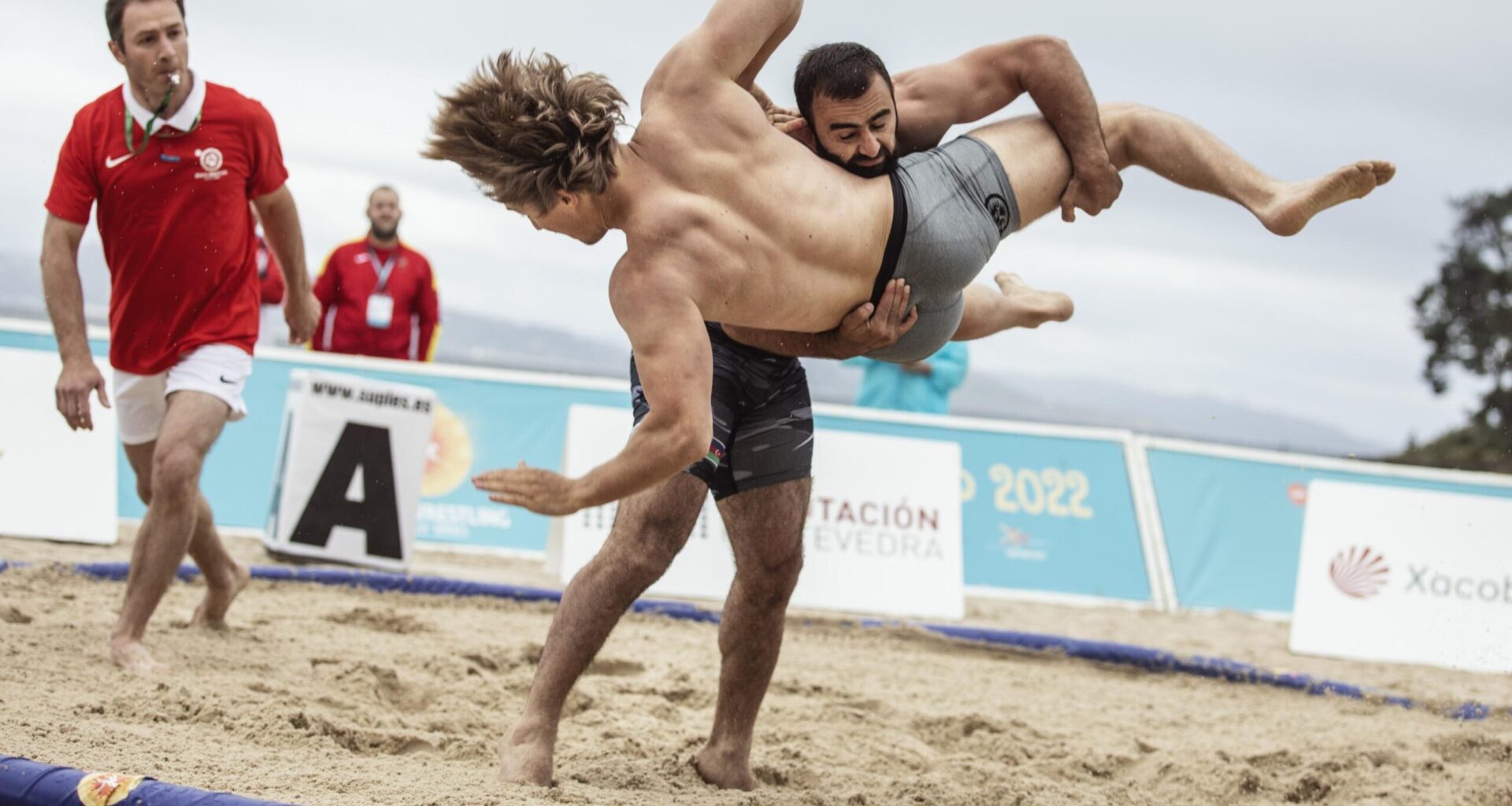 Let’s get ready to rumble – UK’s first ever beach wrestling competition comes to Cleethorpes