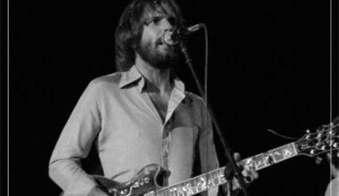 How success killed the Grateful Dead, according to Bob Weir