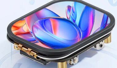 DIY smartwatch: 2.01 inch touchscreen with Wi-Fi and Bluetooth also pulls double duty for smart home use