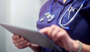 Suffolk County Council nursing staff cuts would be 'absolutely disastrous', warns healthcare worker