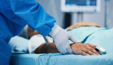 HSE decision ‘could add 4,000 patients per month’ to waiting lists – The Irish Times