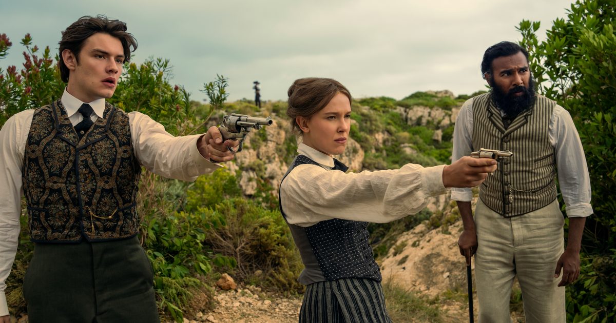Enola Holmes star on James Bond rumours: "The thought did cross my mind"