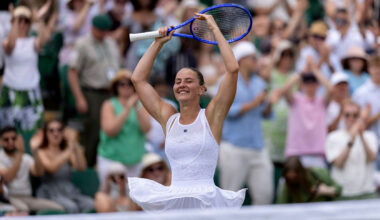 Kostyuk maintains hot streak to reach fourth round - Wimbledon