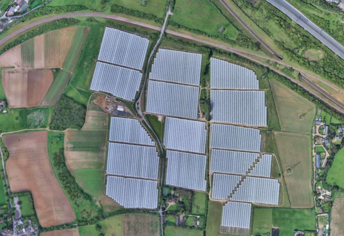 Clearstone reveal plans for AI data centre off New Barn Road, between Northfleet and Southfleet