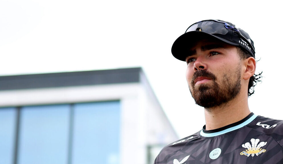 James Taylor signs for Yorkshire
