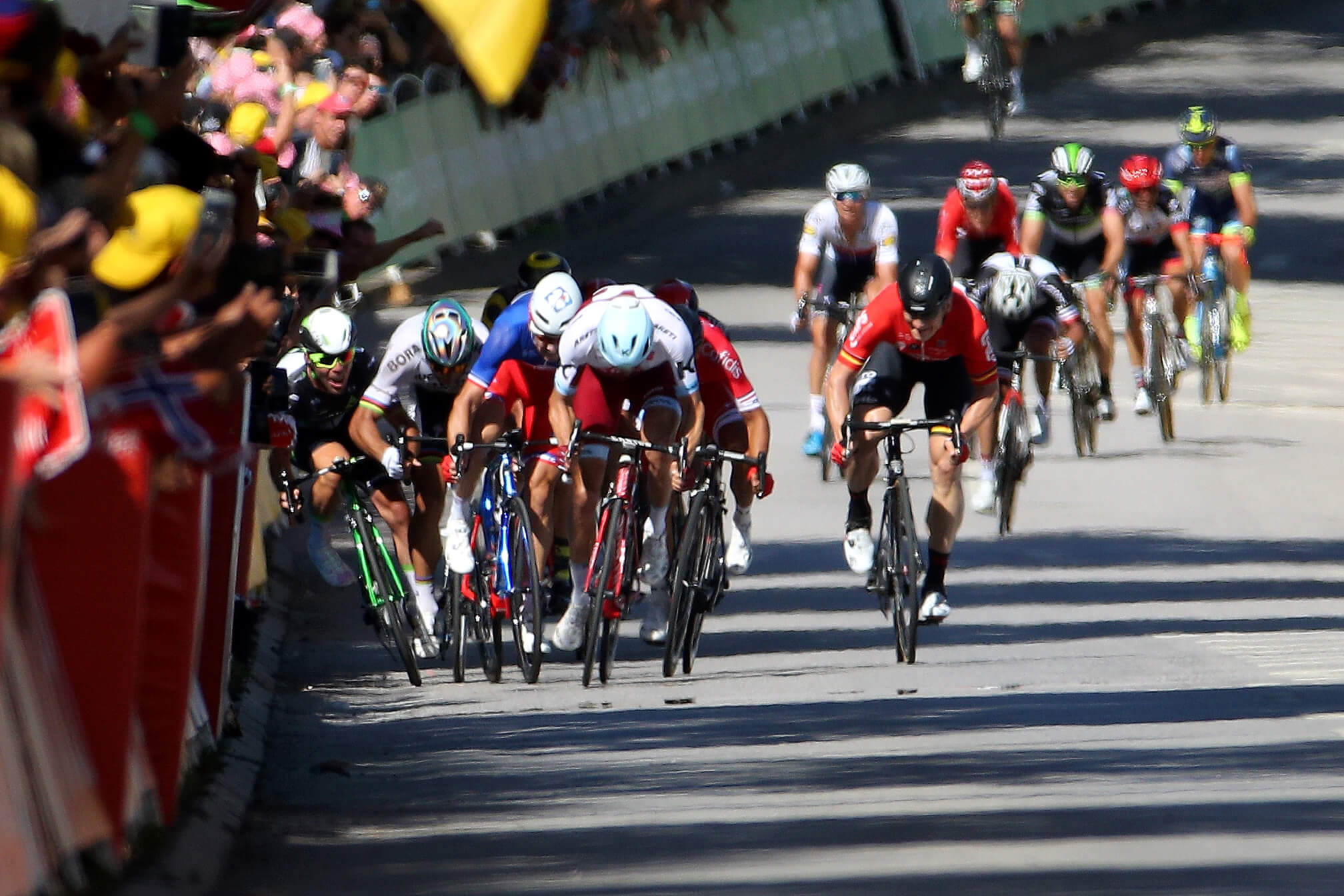Peter Sagan collides with Mark Cavendish at the 2017 Tour