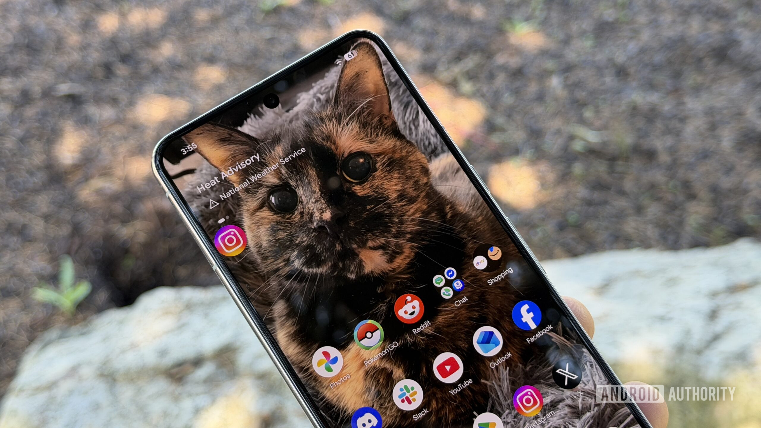 Google Pixel 8 Pro home screen