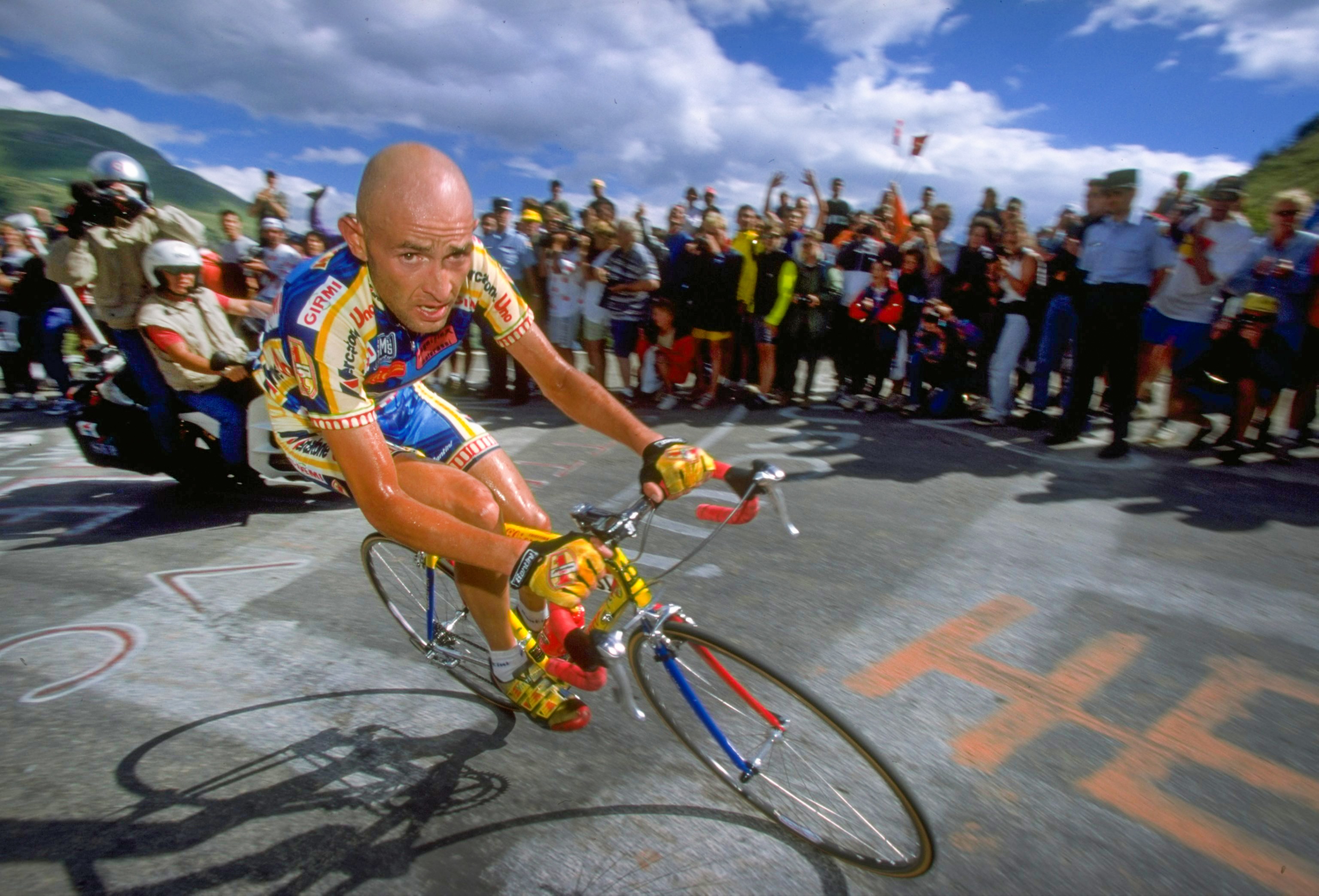 Marco Pantani climbing Alpe d'Huez in 1997