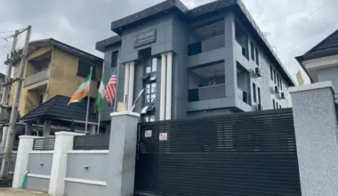 Lagos Seals Club, Hotel Over Noise Pollution