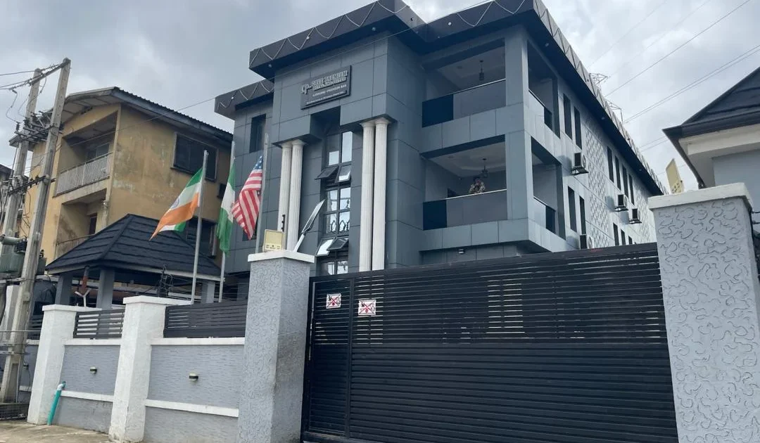 Lagos Seals Club, Hotel Over Noise Pollution