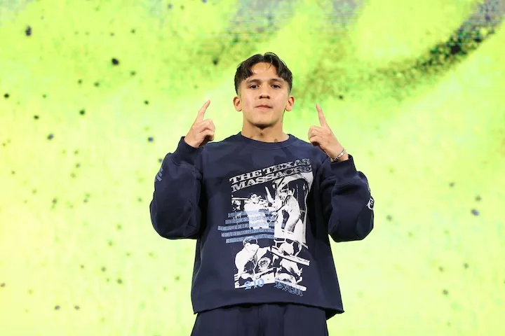 O'Shaquie Foster BLASTS Shakur Stevenson: "He Disrespected Me As A Man"