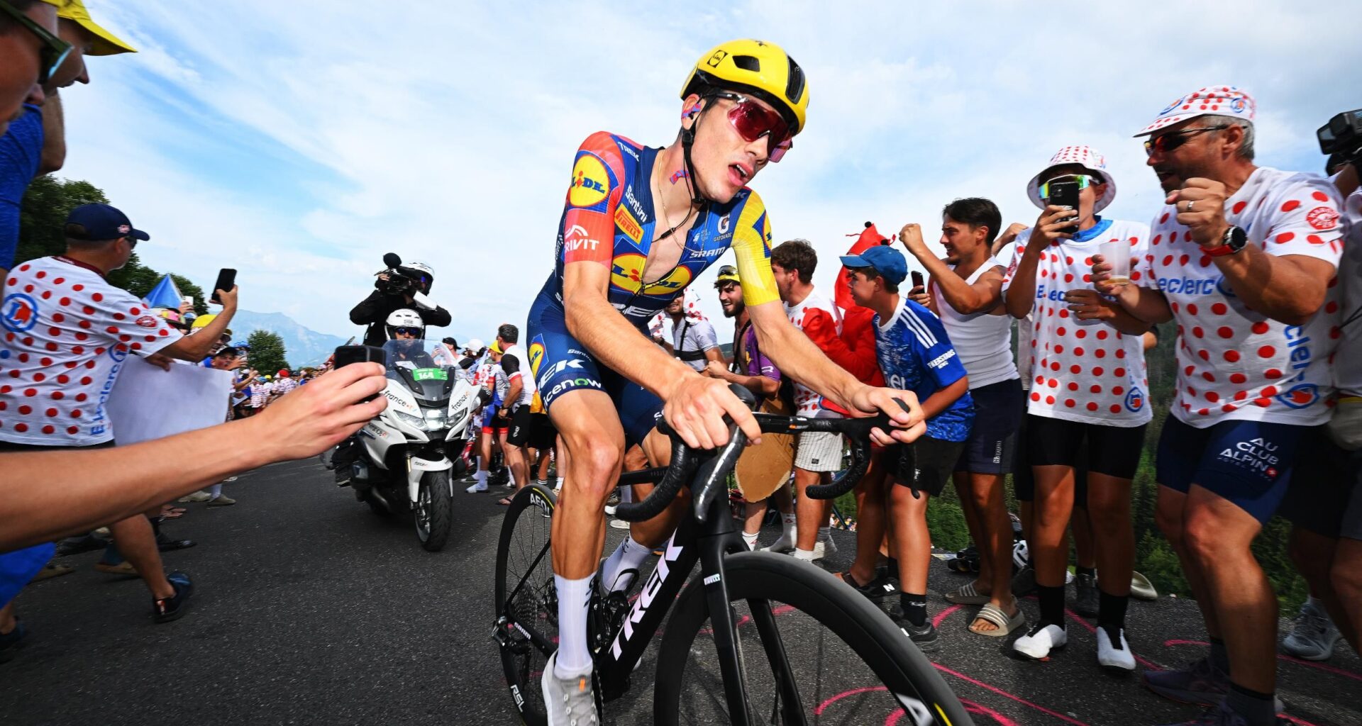 'Juan had a hard time' – After tough mountain stage, Lidl-Trek hope Juan Ayuso can turn GC campaign around in Tour de France third week