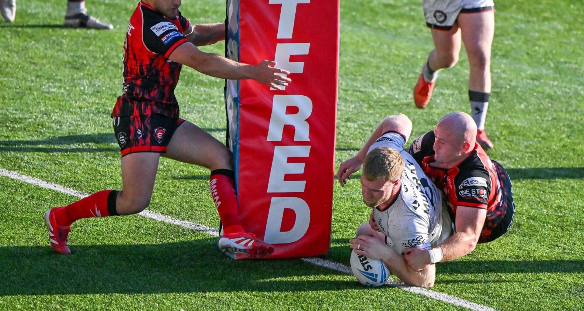 Report: Widnes Vikings 52-8 Salford RLFC