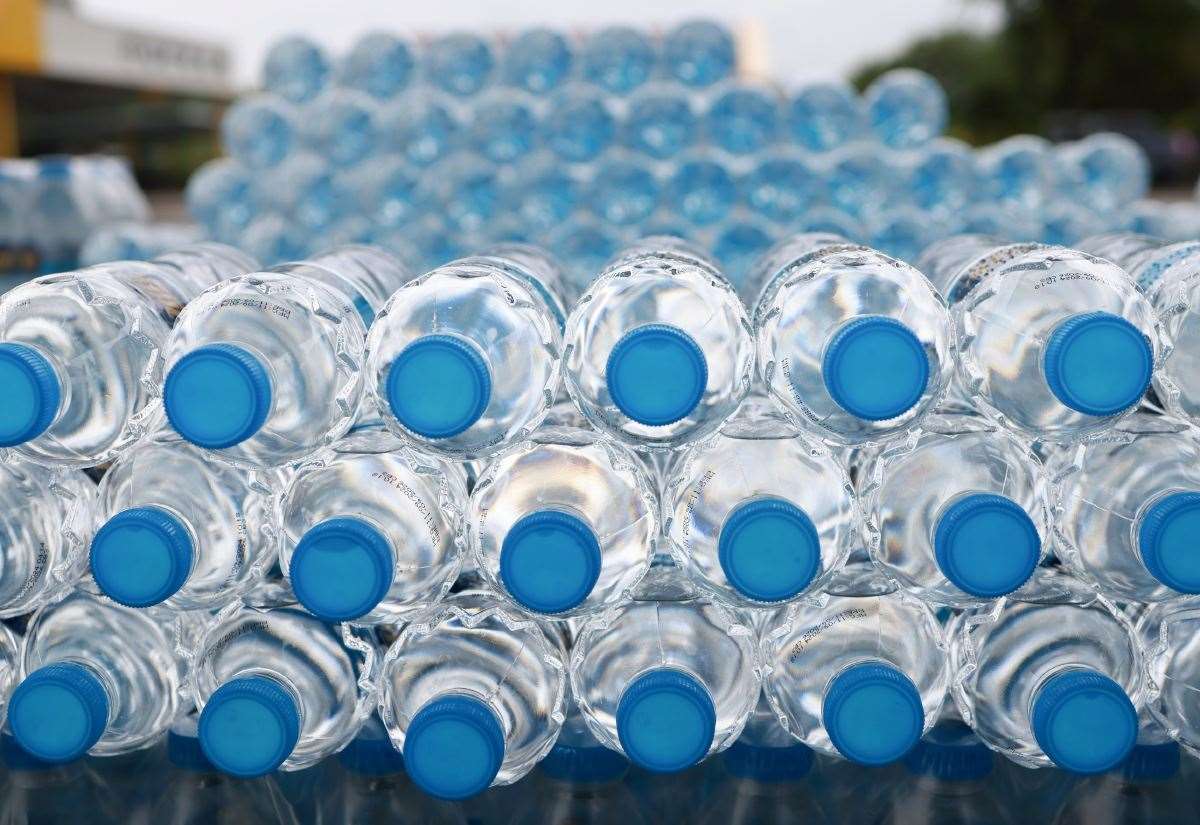 Stortford Fields water fiasco: IWNL to provide bottles as MP demands action and meeting
