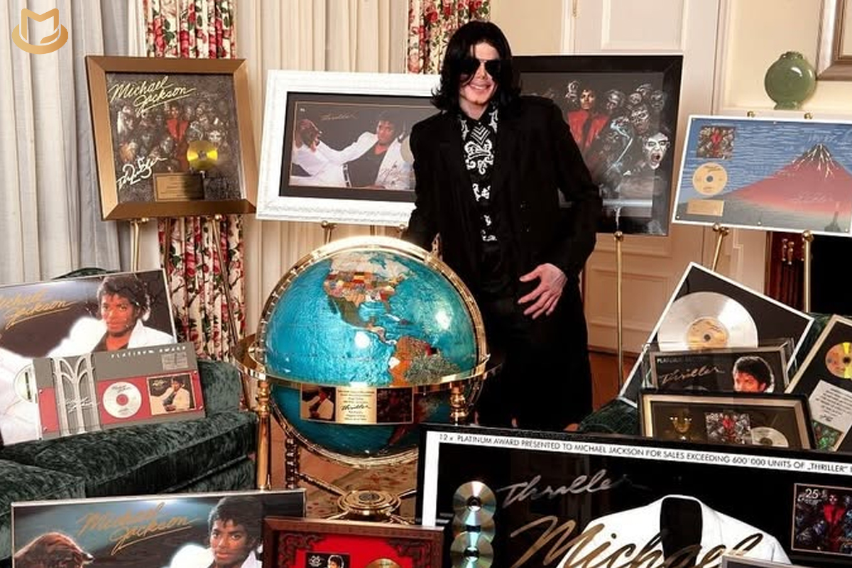 Newly Surfaced 2009 Photos Show Michael Jackson with His Iconic Thriller Awards