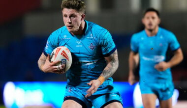 Huddersfield Giants land Super League half-back on trial as ex-Leeds Rhinos man makes Championship loan move