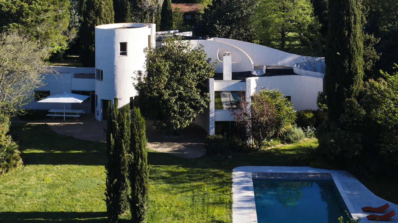 Inside Villa Benkemoun: The Organic Modernist Masterpiece by Architect Émile Sala