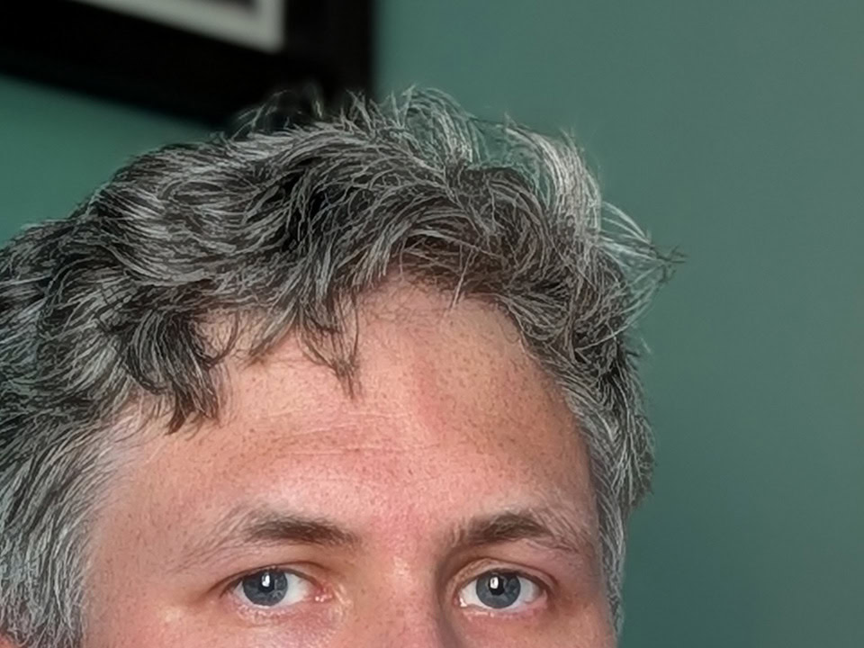 Pixel 10 Pro XL Portrait Detail Crop