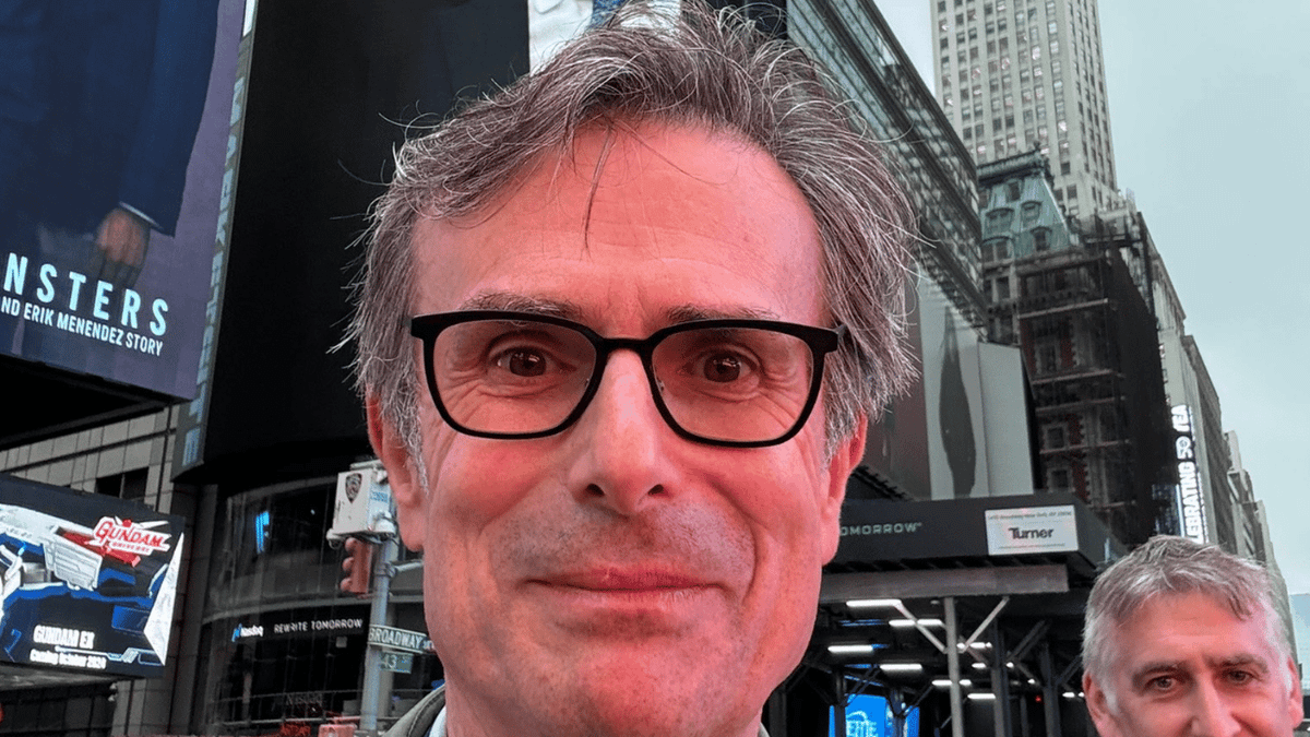 Man who 'predicted Covid' and 2008 financial crash issues haunting warning about AI to world leaders