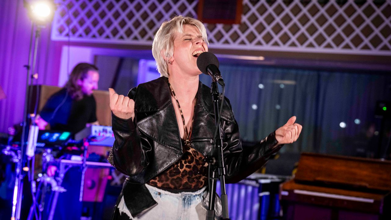 Watch Robyn Cover Erasure’s “Always”