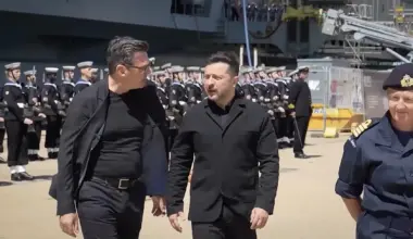 Royal Navy carrier hosts first meeting between Prime Minister Andy Burnham and Ukrainian President