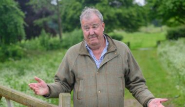 Jeremy Clarkson has let his nice-farmer mask slip