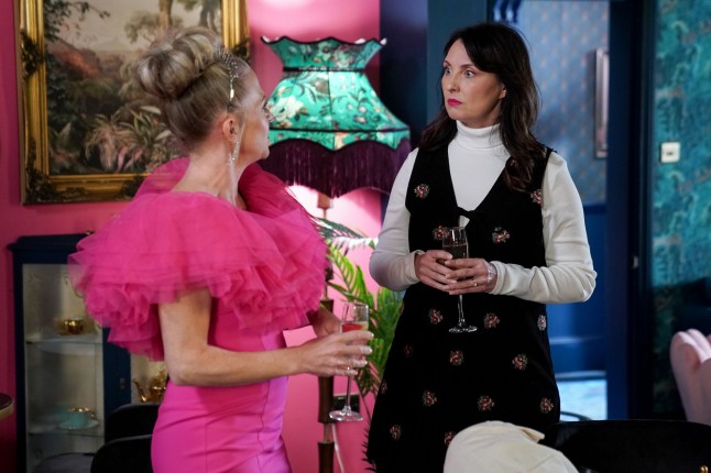TX DATE:01-07-2026,TX WEEK:26,EMBARGOED UNTIL:23-06-2026 00:00:00,PEOPLE:Linda Carter (KELLIE BRIGHT);Honey Mitchell (EMMA BARTON),DESCRIPTION:***EMBARGOED UNTIL TUESDAY 23RD JUNE 2026***,COPYRIGHT:BBC Public Service,CREDIT LINE:BBC/Jack Barnes/Kieron McCarron