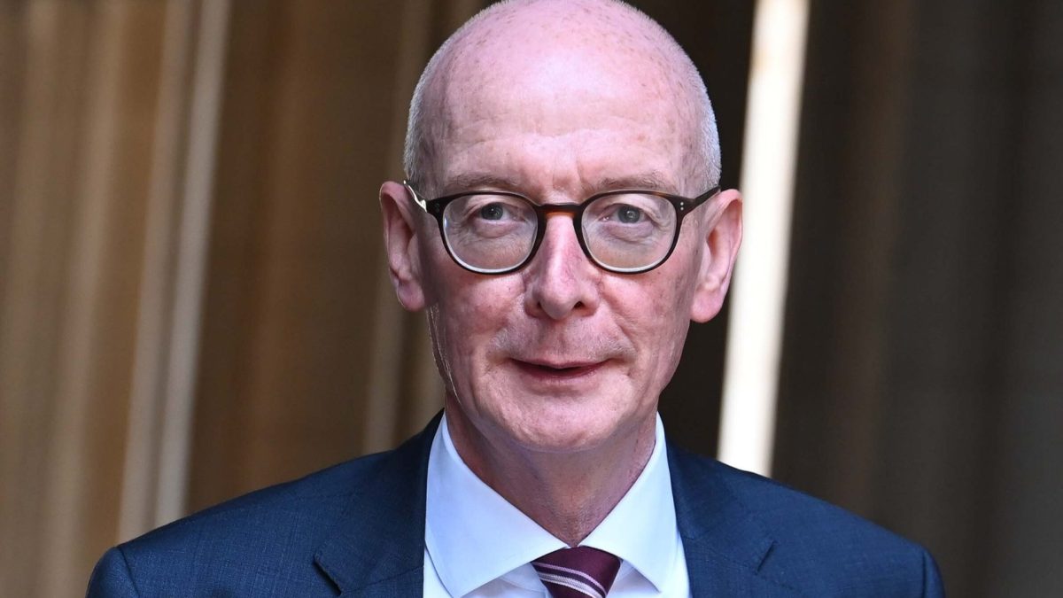 LONDON, UNITED KINGDOM - JUNE 23: British Chancellor of the Duchy of Lancaster and Minister for Intergovernmental Relations Pat McFadden arrives at 10 Downing Street to attend the weekly Cabinet meeting in London, United Kingdom, on June 23, 2026. (Photo by Rasid Necati Aslim/Anadolu via Getty Images)