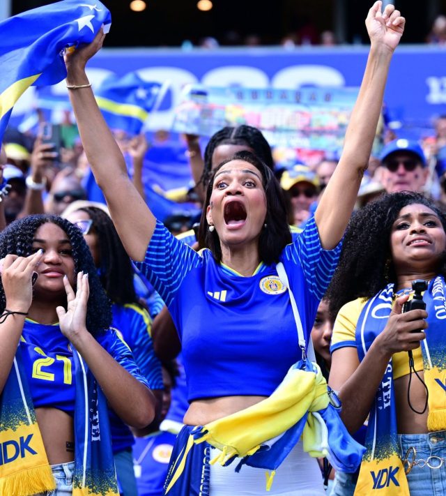 PHILADELPHIA, USA - JUNE 25: Fans gather prior the 2026 FIFA World Cup First Stage Group E match between Curacao and Ivory Coast at Lincoln Financial Field (Philadelphia Stadium) in Philadelphia, Pennsylvania, United States on June 25, 2026. (Photo by Abdulhamid Hosbas/Anadolu via Getty Images)