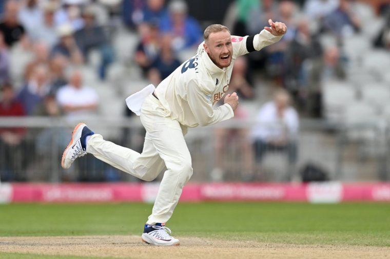 MANCHESTER, ENGLAND - MAY 05: Matthew Parkinson of Kent bowls during the Vitality County Championship match between Lancashire and Kent at Emirates Old Trafford on May 05, 2024 in Manchester, England. (Photo by Gareth Copley/Getty Images)